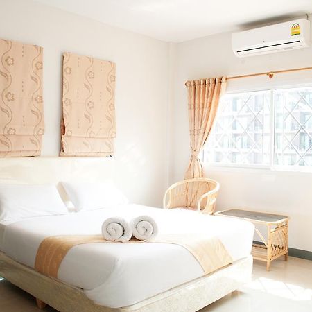 Buakhao Service Home Pattaya Kamer foto